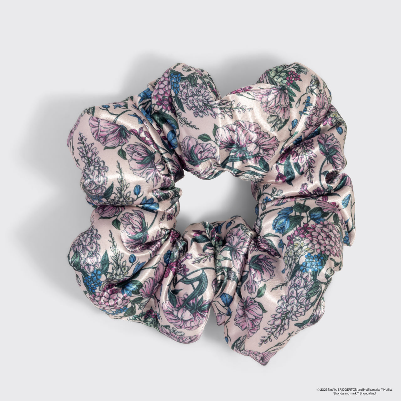 507439-BridgertonxKitsch-SatinPillowScrunchies-2pc-ToileInBloom-3-1280x1280px-1.jpg